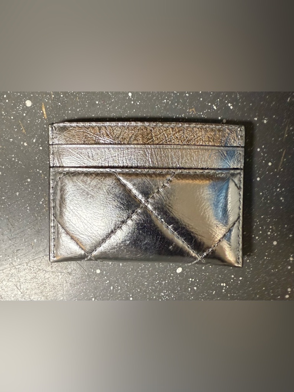 Tory Burch Metallic Silver Quilted Card Holder - Picture 2 of 7